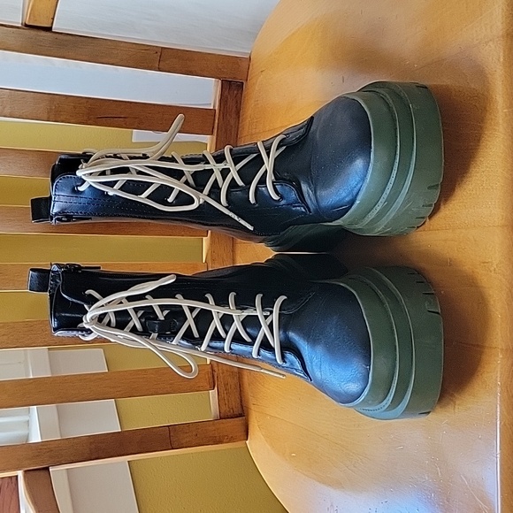 Steve Madden Multicolor Combat Boots - Picture 4 of 6